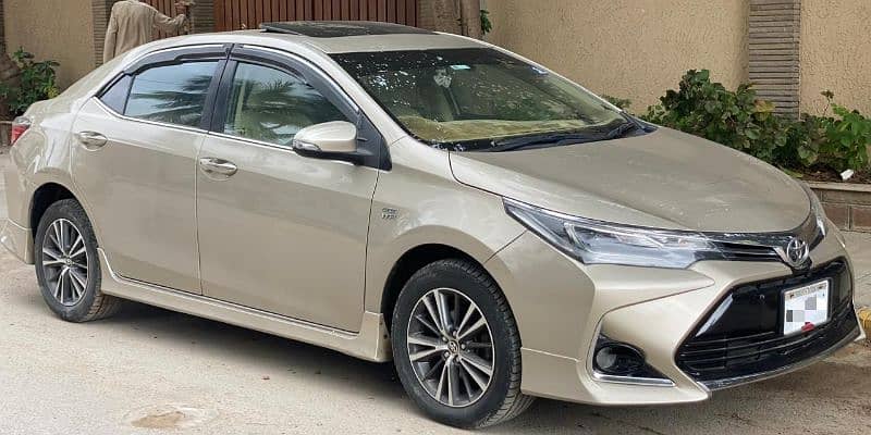 Toyota Altis Grande 2018 1