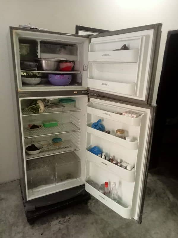 Dawlance Fridge 4 Sale XL 0