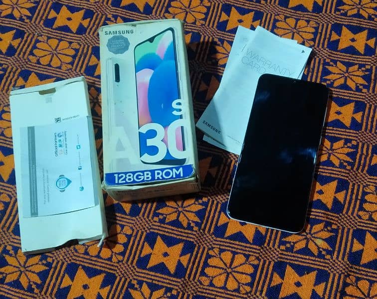 Samsung A30s 4GB Ram 128GB Memory with box very good condition 10/10 6