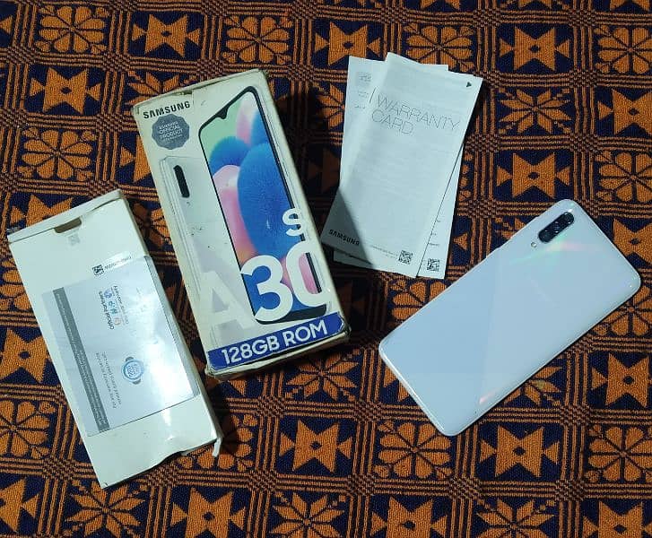 Samsung A30s 4GB Ram 128GB Memory with box very good condition 10/10 7