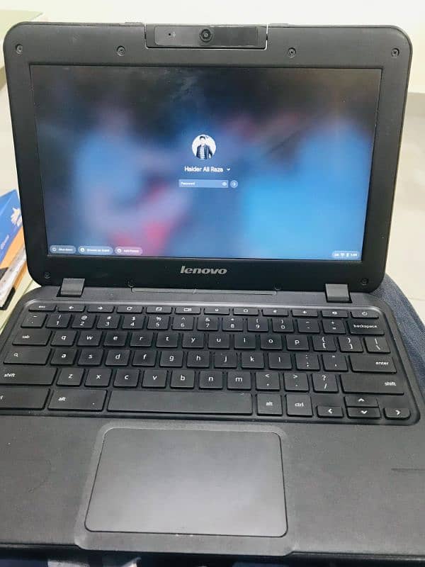 Chromebook N21 4GB RAM 16 GB SSD 1