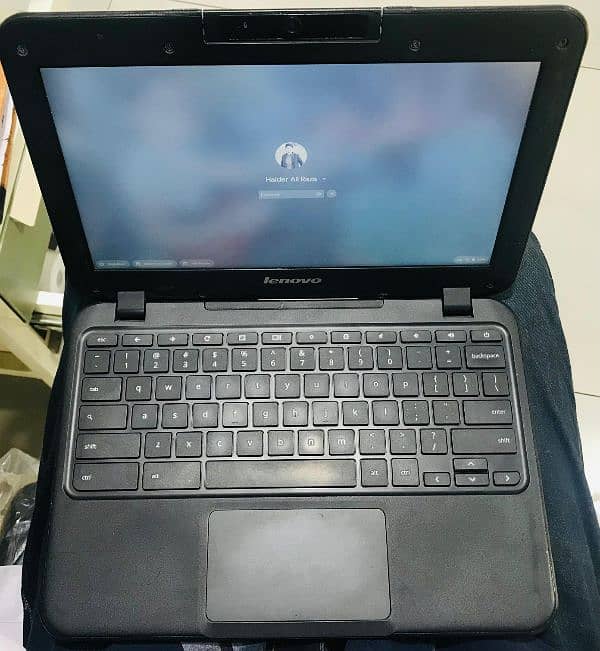 Chromebook N21 4GB RAM 16 GB SSD 2