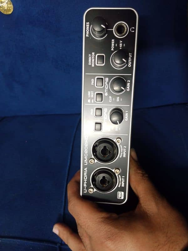 Behringer Sound Card Audio Interface 2