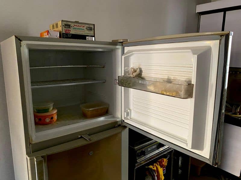 Dawlance One Door Refrigerator for Sale 2