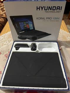 Hyundai 2 in 1 laptop Box with Original Charger