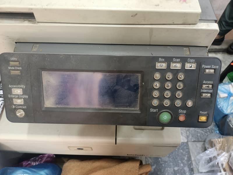 bizhub c350 color printer 2