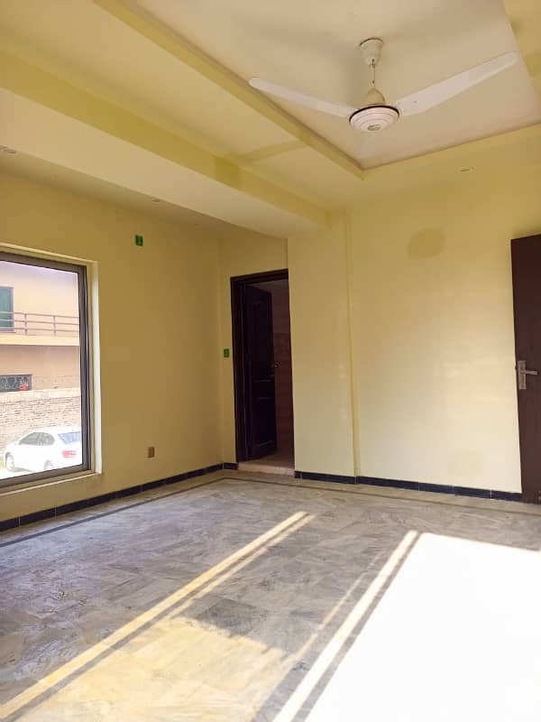 Non furnished 2bed bedroom apartment available for Rent in bahria town 4