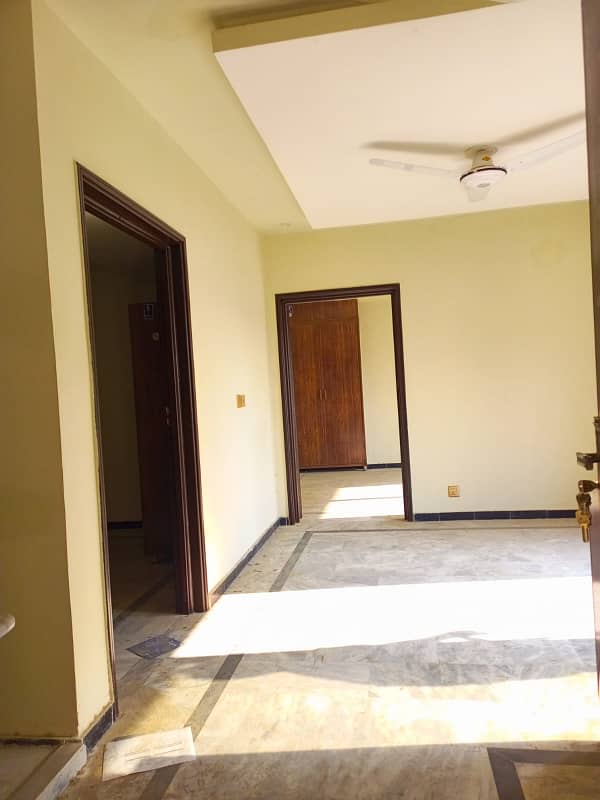 Non furnished 2bed bedroom apartment available for Rent in bahria town 10