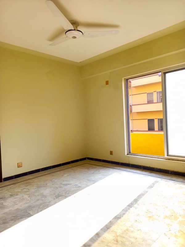 Non furnished 2bed bedroom apartment available for Rent in bahria town 11