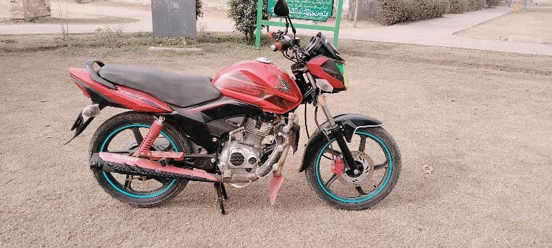 Honda CB 125 F Bike 8