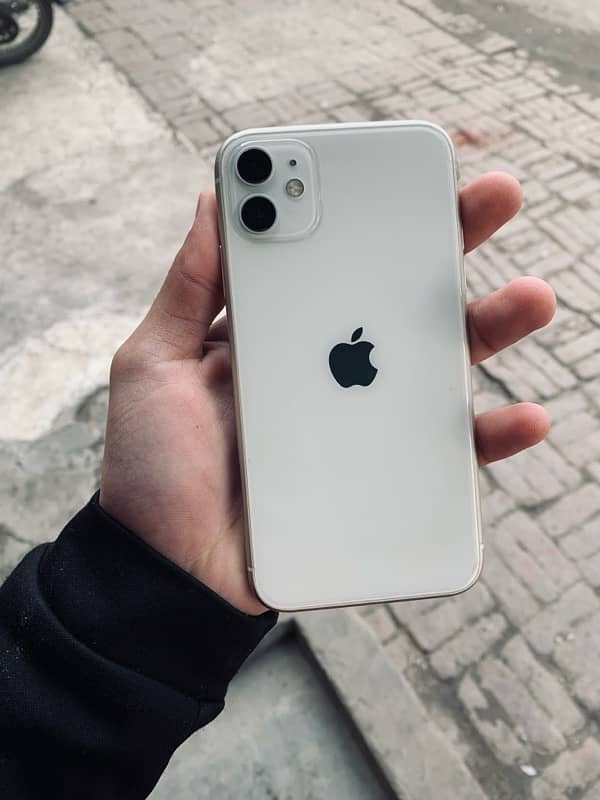 iPhone 11 Jv 8