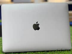 MacBook Pro M2 (16GB Ram 512GB) STORAGE