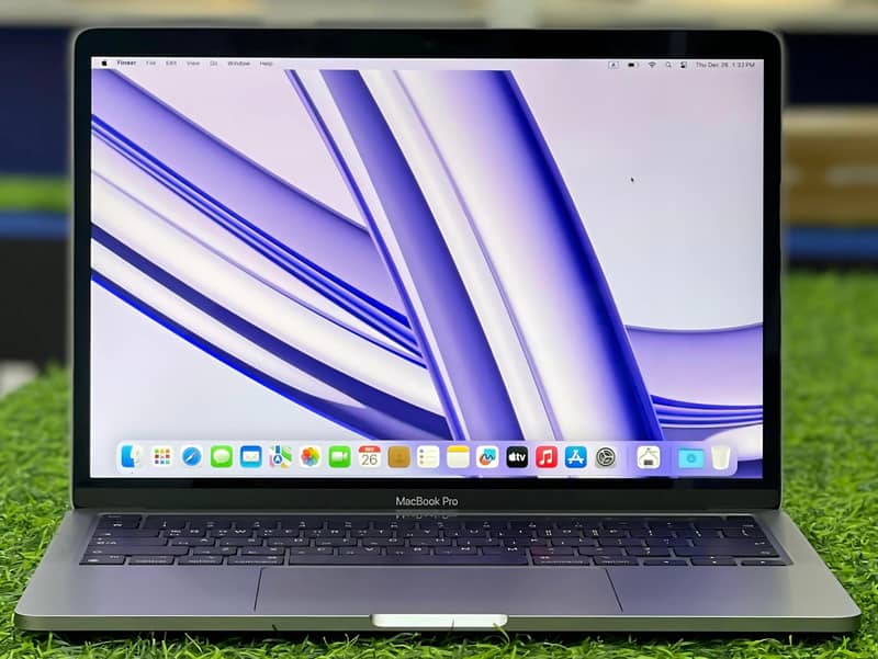 MacBook Pro M2 (16GB Ram 512GB) STORAGE 1