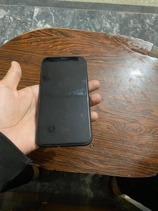 Iphone 11 Black color 2