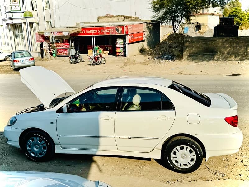 Toyota Corolla 2.0 D saloon 2004 9