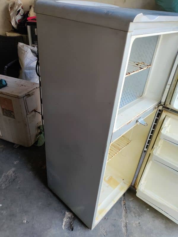 Haier Small Size Fridge For Sell 7