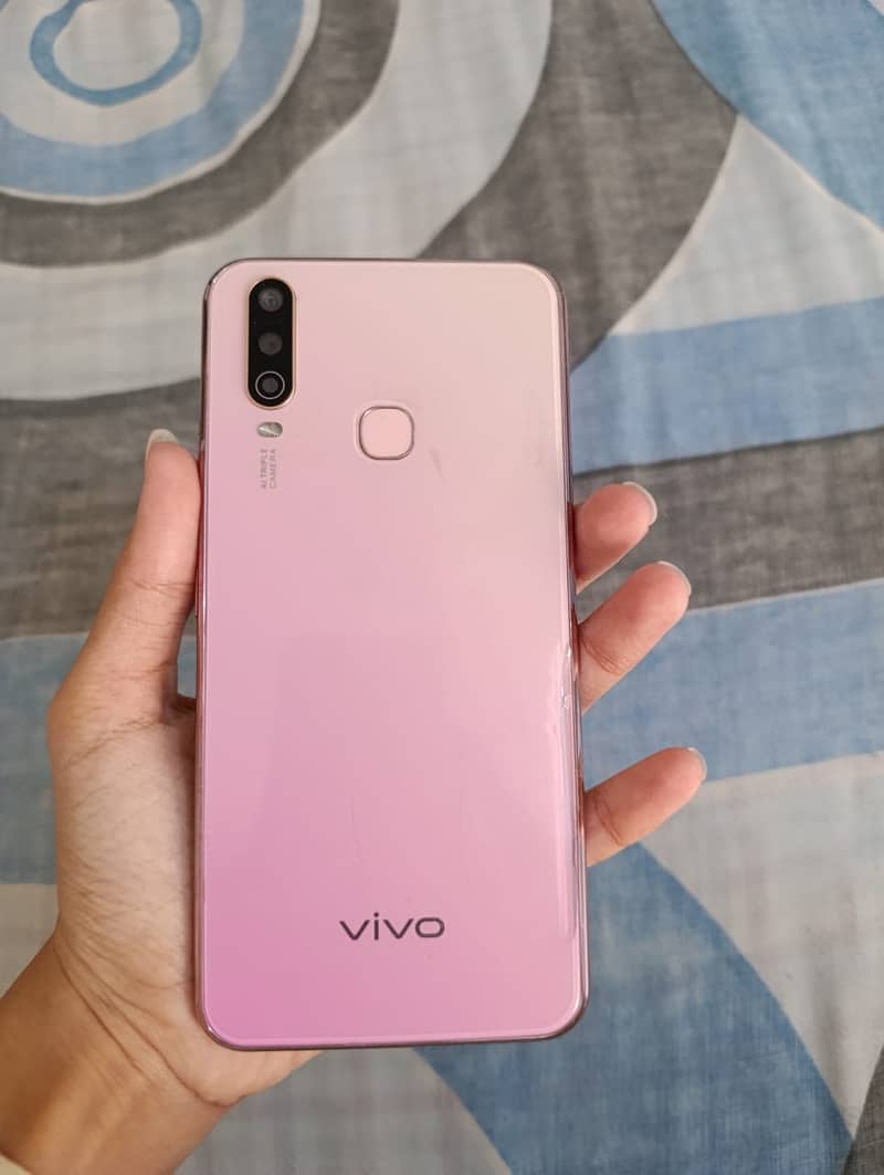 Vivo Y17 3