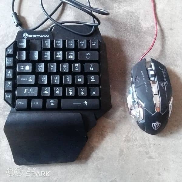 gaming keyboard , mouse and converter for mobile to play all games 2