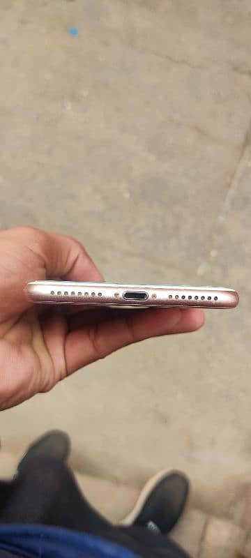 Iphone 8plus 10/10 offical PTA Approved 3