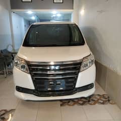 Toyota Noah 2015