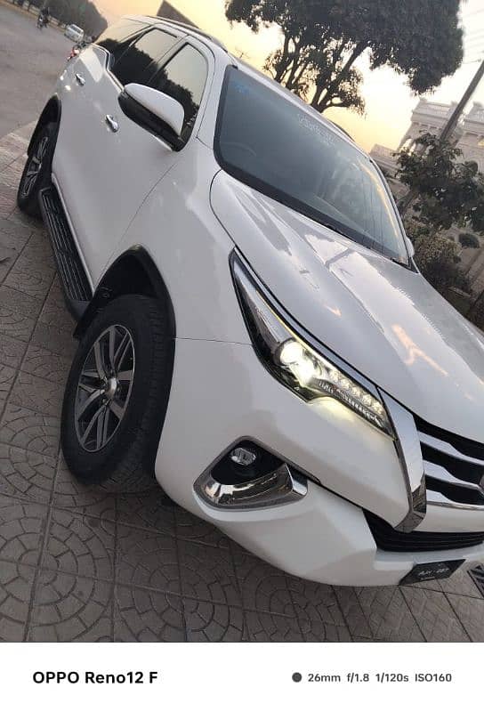 Toyota Fortuner V 2018 2