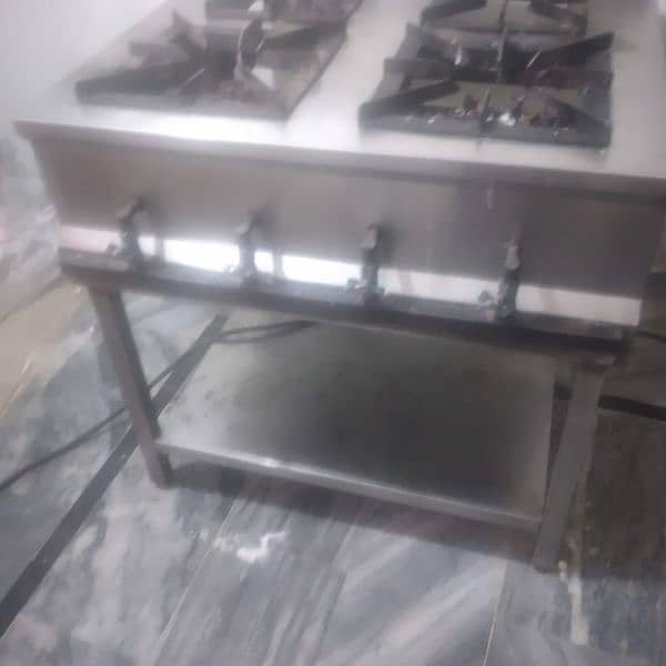 Commercial stove 4 burners 0