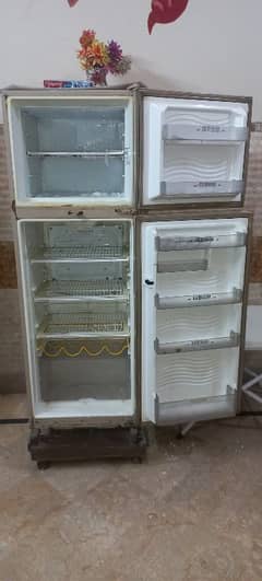 dawlance refrigerator