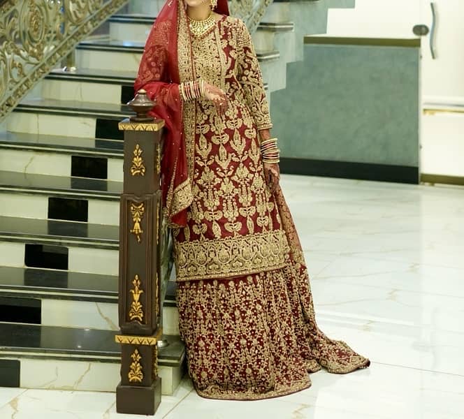 Selling my bridal farshi lehnga 2