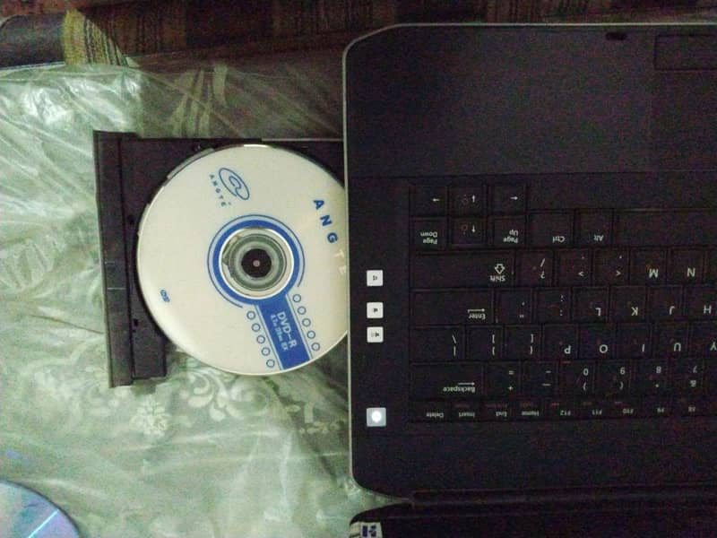 Dell Latitude E5430 core i3 3rd gen DVD Writer 12 GB RAM Laptop 1