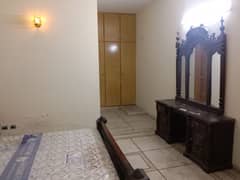 1 kanal beautiful uper portion for rent DHA PHASE 4