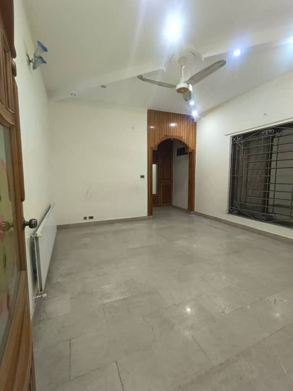 Full house available for rent in khayban e tanveer 2