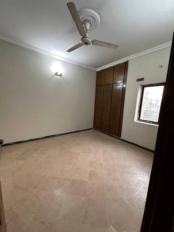 Full house available for rent in khayban e tanveer 5