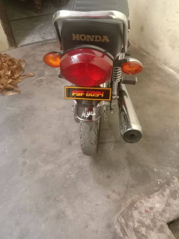 Honda 125 2005 modle very good condition 8