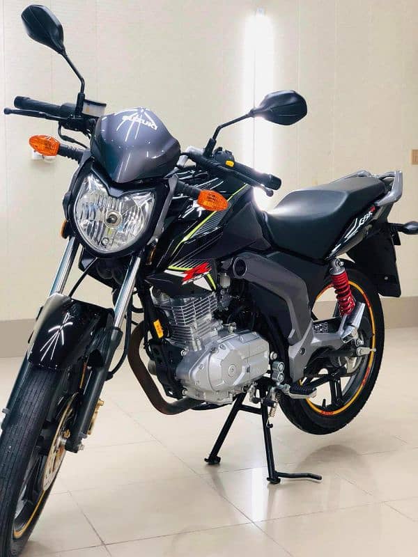 Suzuki GSX 125 10/10 lush condition 1