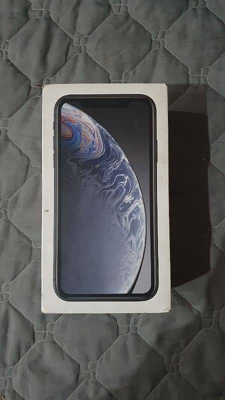 iPhone XR 128 gb Factory unlocked Non PTA 10