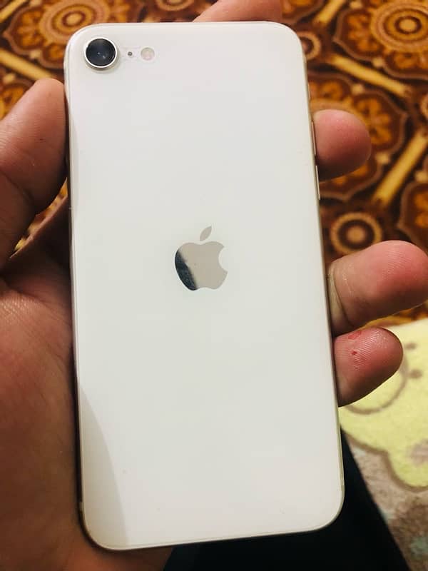 IPHONE SE 2020 0