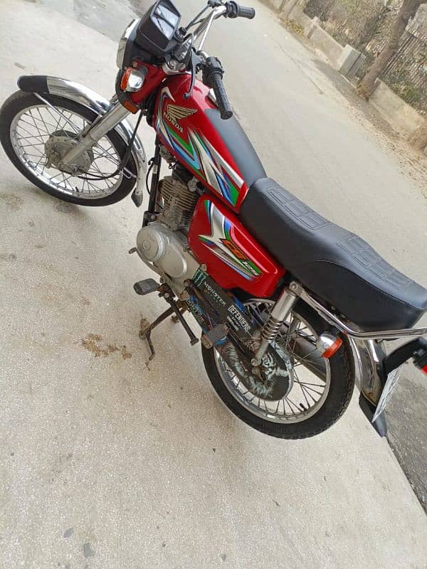 Honda 125 Model 2023 New Condition Home use All Punjab Number 0