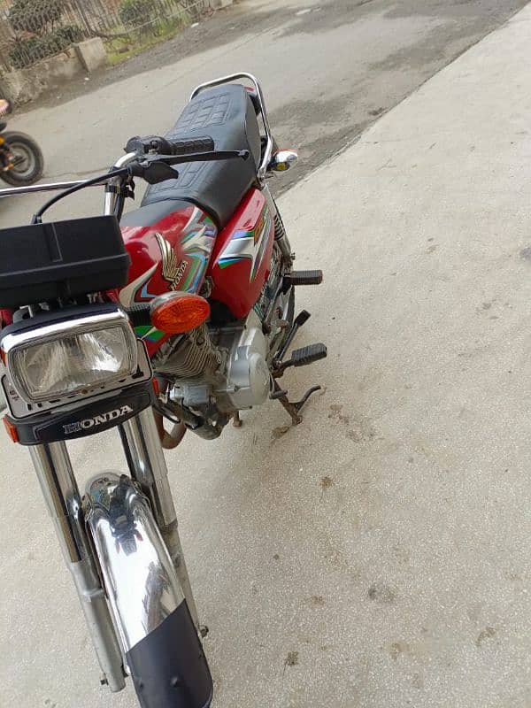 Honda 125 Model 2023 New Condition Home use All Punjab Number 4