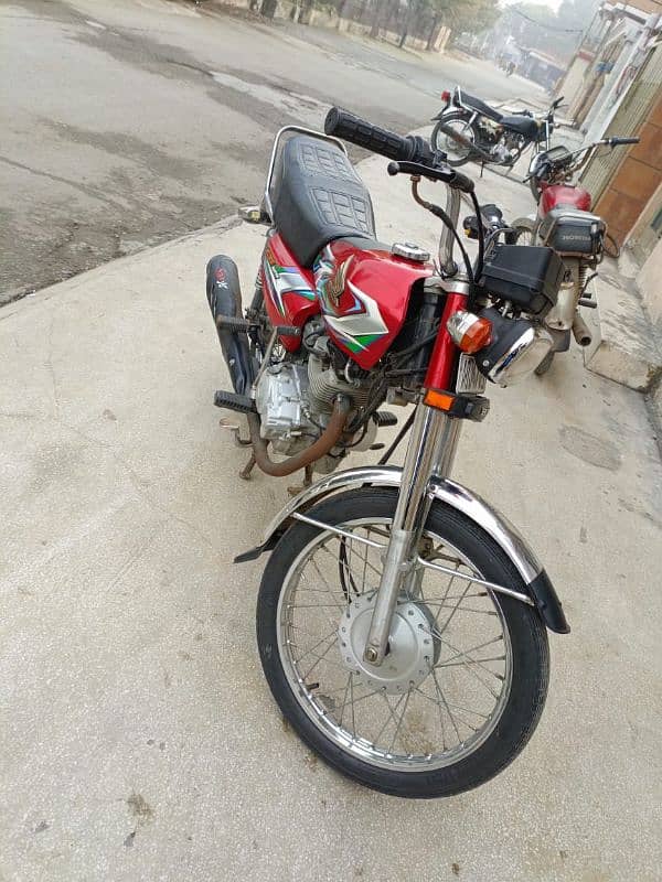 Honda 125 Model 2023 New Condition Home use All Punjab Number 5