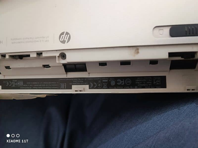 HP Pavilion 15.  i3 5th Generation. . 11