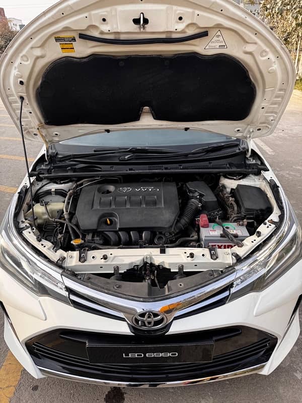 Toyota Altis Grande 2018 16