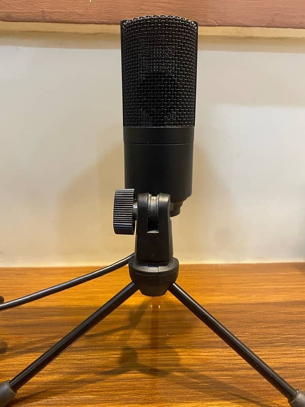 FIFINE USB Condenser Microphone with Tripod Stand 1