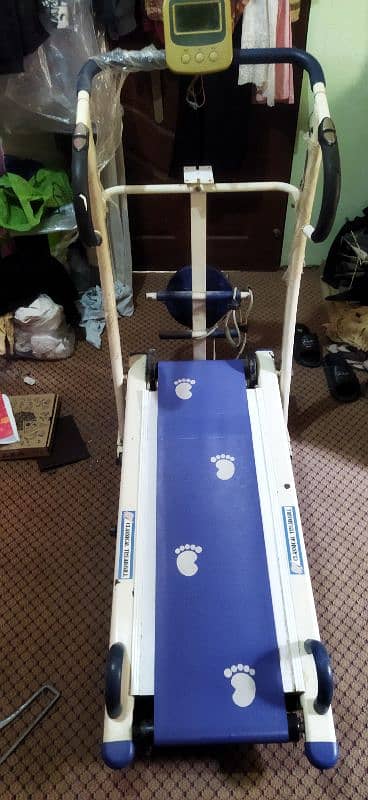 Menual treadmill urgent sale 3