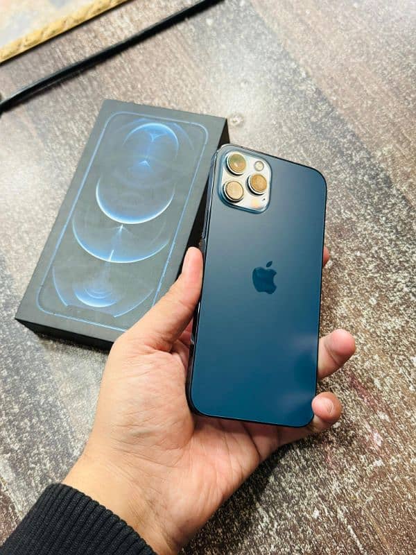 iphone 12 Pro Max with Box 90 Health Waterpack 1