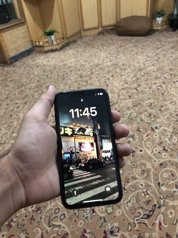 iphone 11 jv non active 10/9 condition urgent sale 1