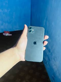 Iphone 11(64 gb)(Totally Geniune)