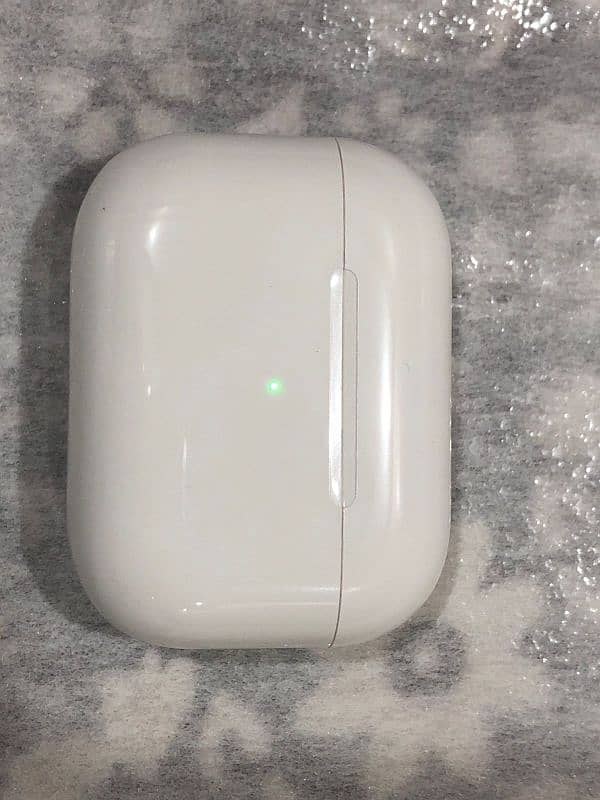 iPhone airpods pro second generation 100% quality 7