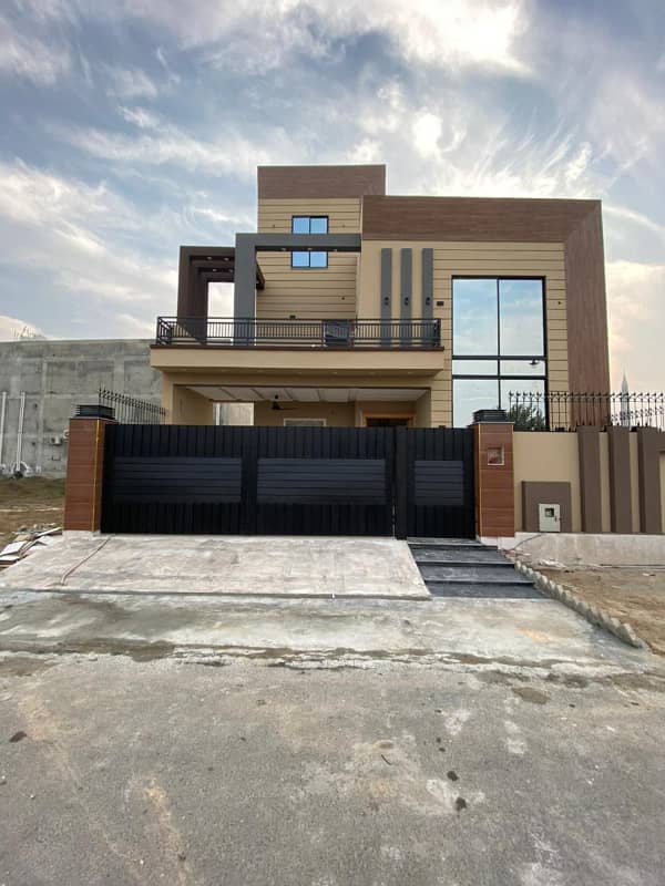 5 Marla Residential Plots for Sale on Installments in Zamin City Lahore 2