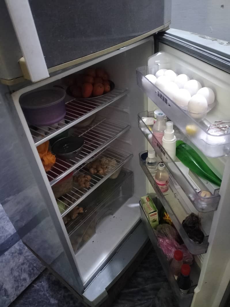 Dawlance Fridge for sale. 1