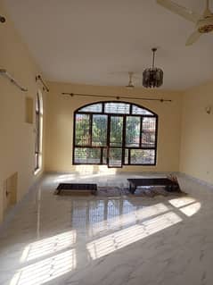 Beautiful Upper portion for rent 3 bedroom with attached bathroom drawing dining TV lounge kitchen sarvent quter sapart gate